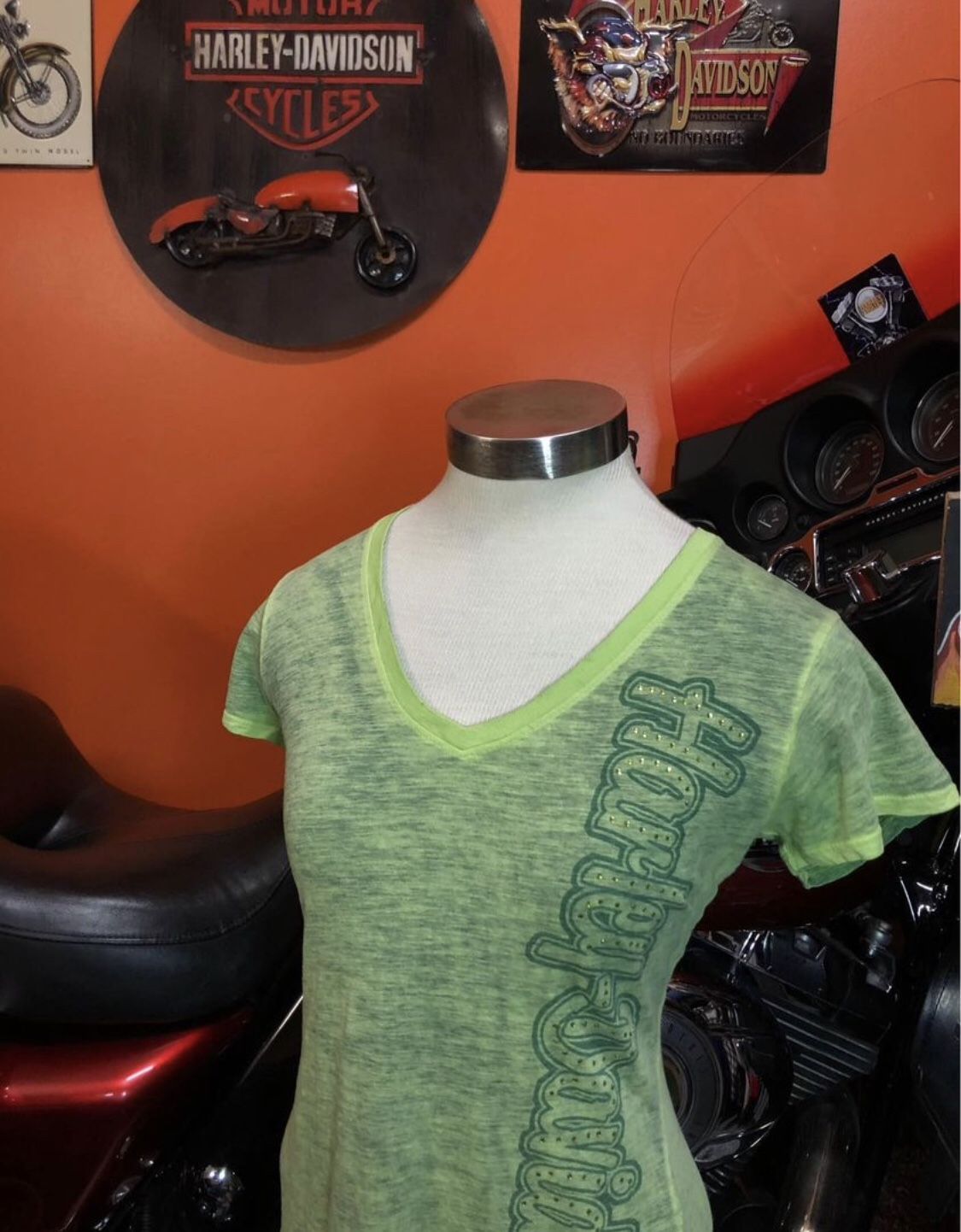 Harley Davidson Shirt Small Woman  Stretchy, Rhinestone, IOWA