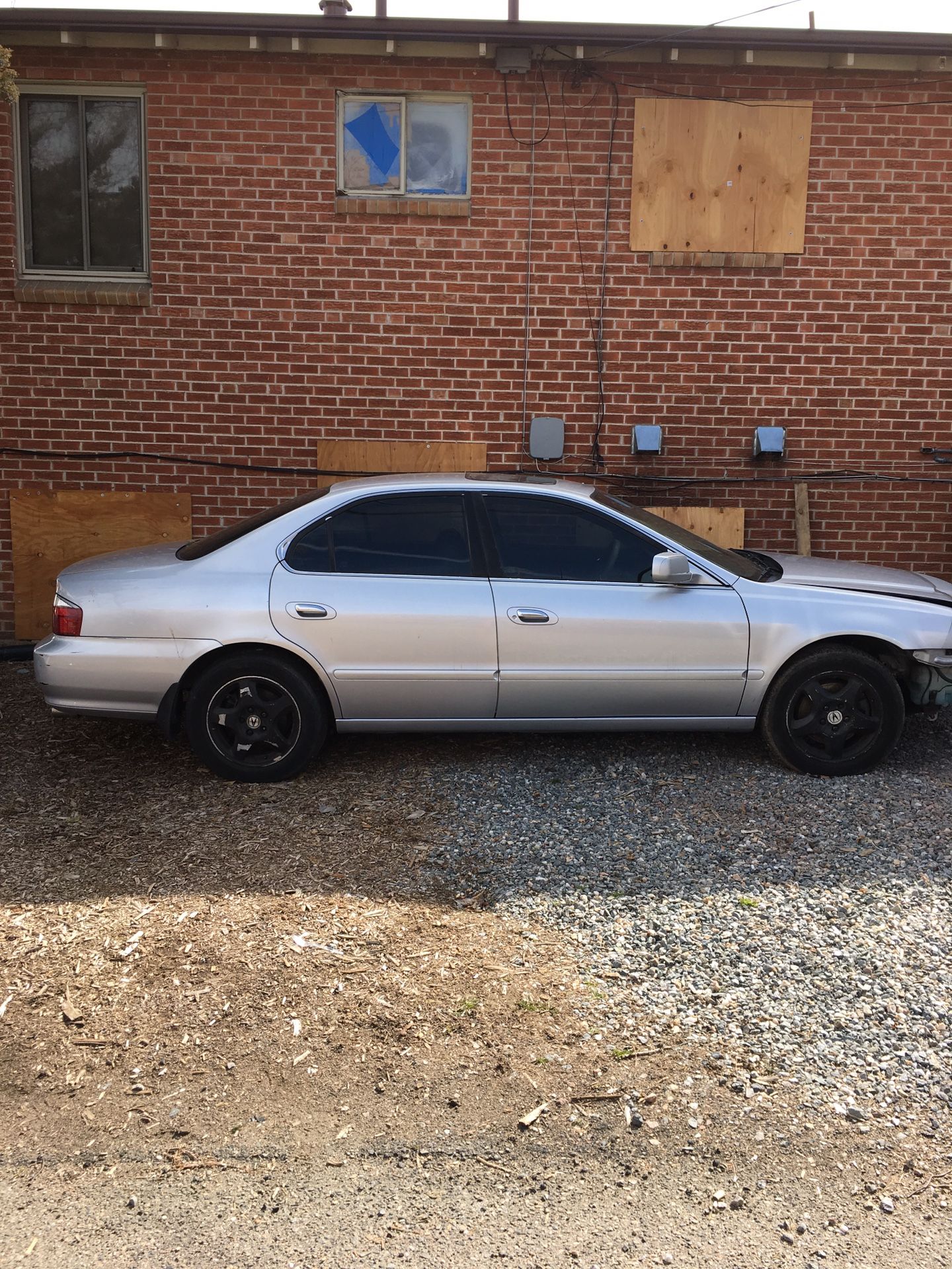 Need HELP Acura 2002 TL parts, many more give me a offer