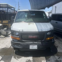 GMC Savanna 2500 For Sale