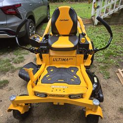 42 In Cub Cadet Zero Turn