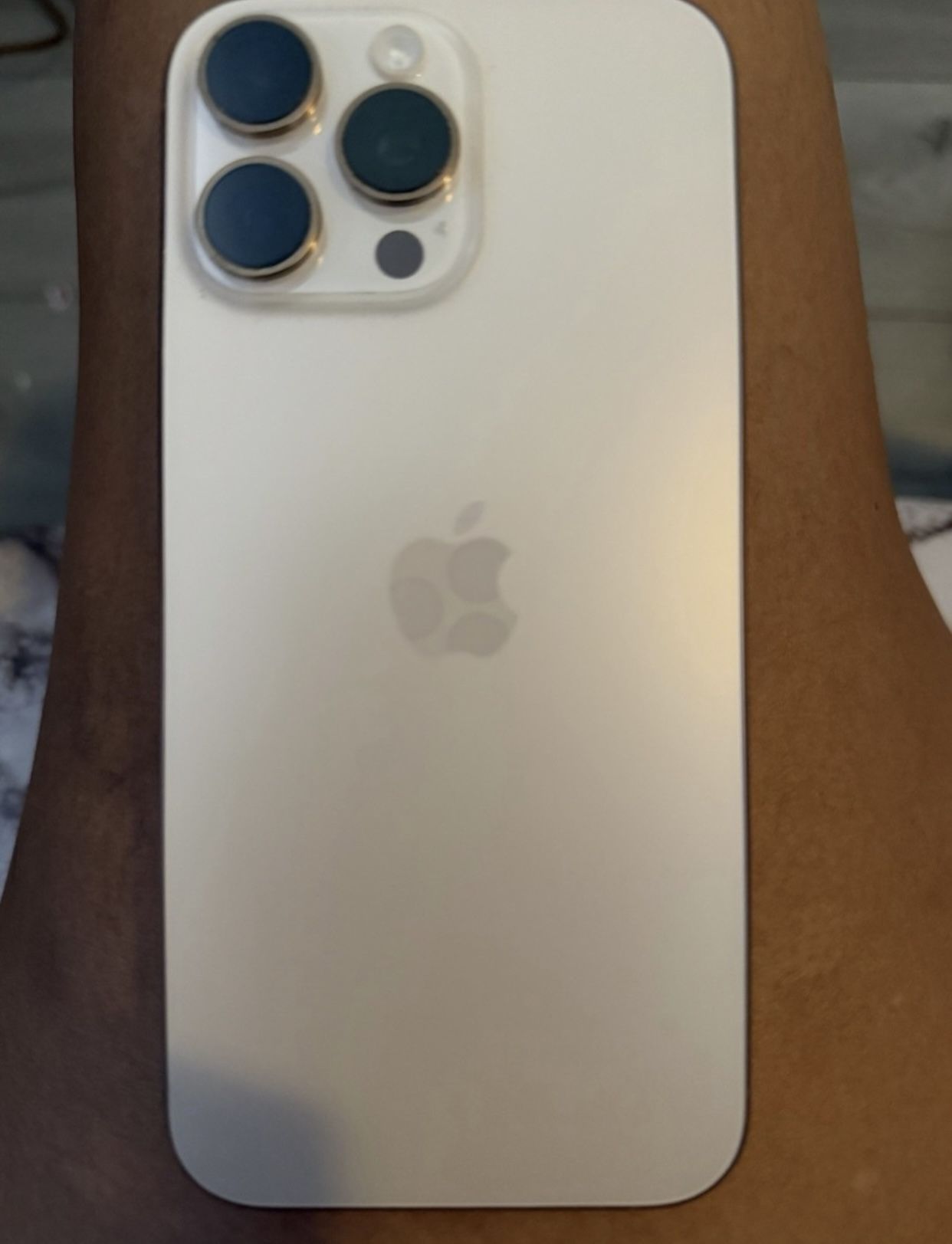 Unlocked Apple iPhone 15 Pro Max 256GB Capacity & AirPod Pro 2 