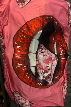 Brand New Pink- Diamond Lips Car Seat Covers