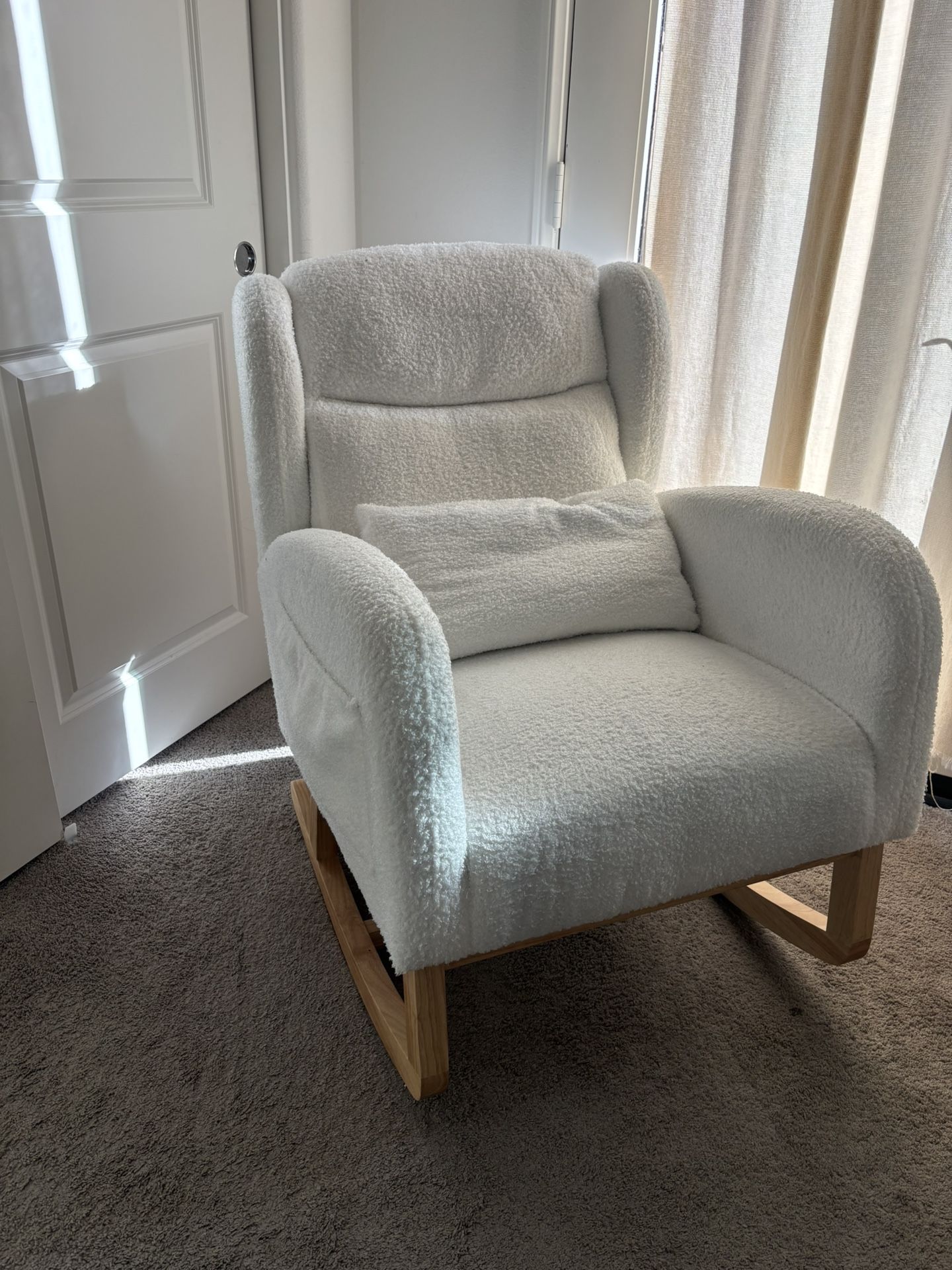 Rocking Chair / Nursery Chair