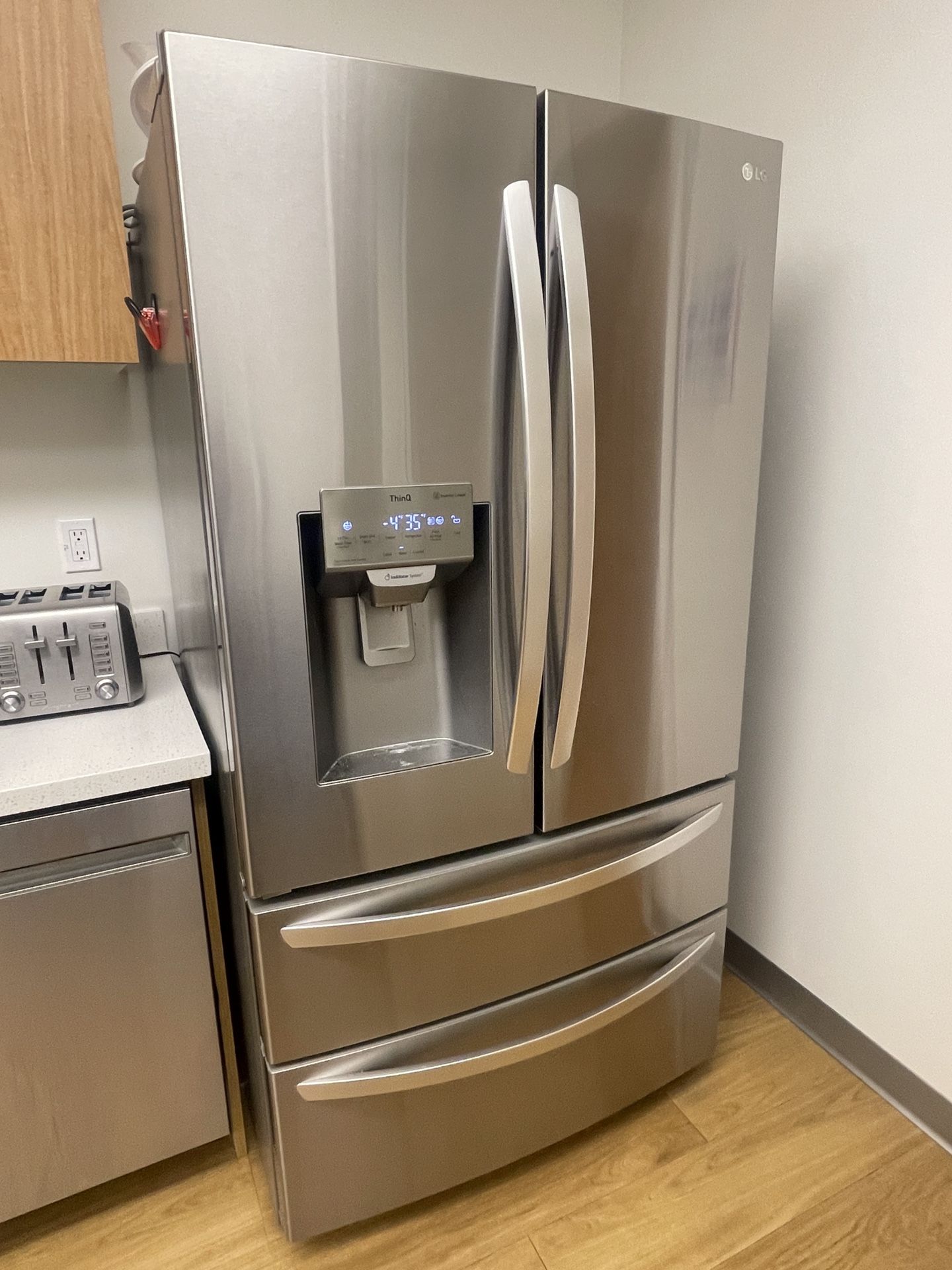 LG ThinQ Refrigerator