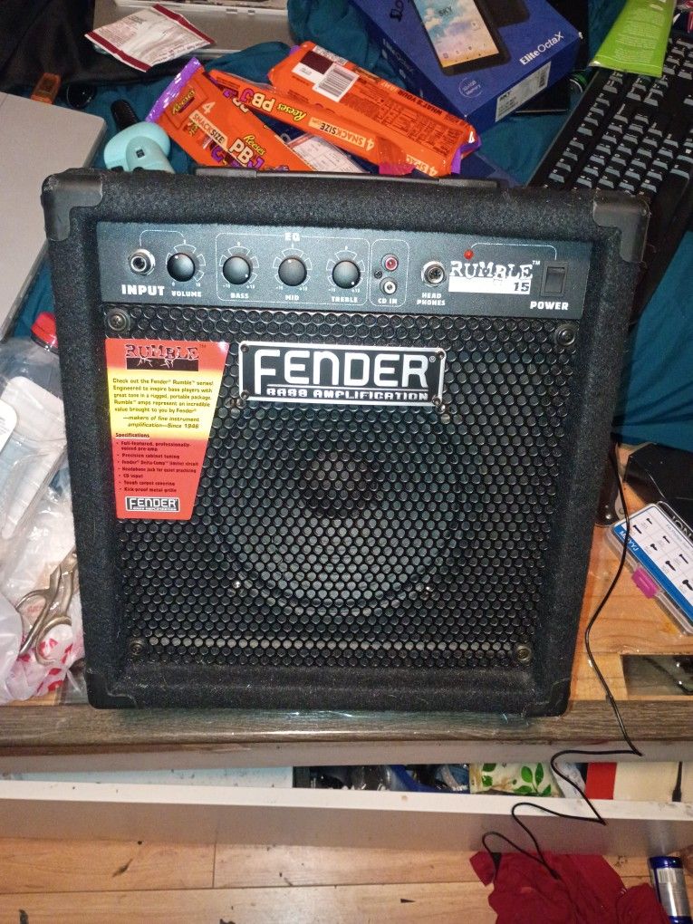 Fender Rumble 15 Guitar Amp
