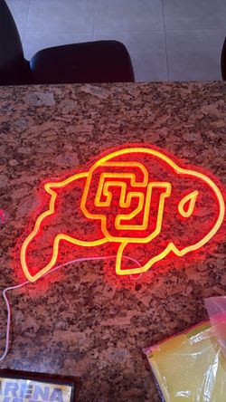LED/neón decorativo de Colorado Buffaloes (CU Buffaloes).