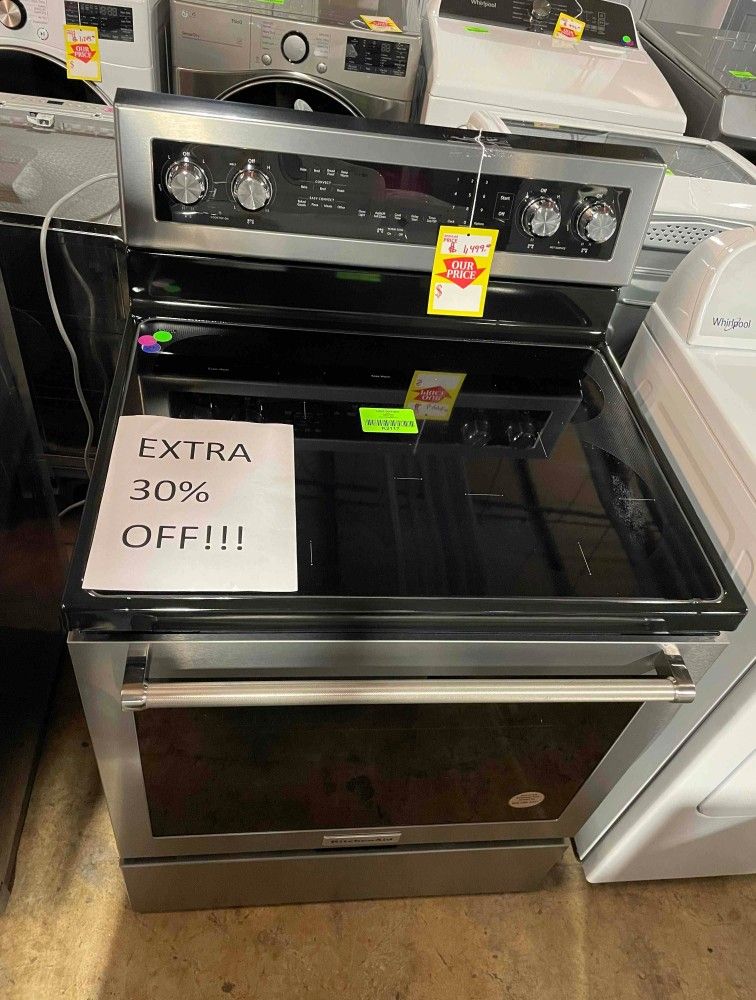 KITCHENAID KFEG504KPS 30-in 6.4-cu ft Self-Cleaning Convection Oven Stove Electric Range