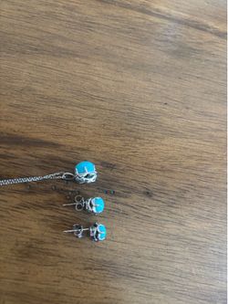 turquoise necklace and earrings in sterling silver