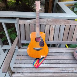 Yamaha Junior Acoustic Guitar ⁰