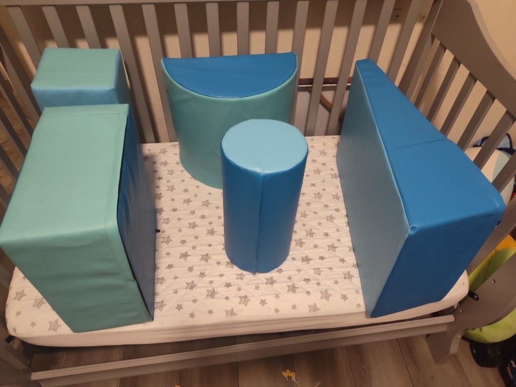 Children's Play Climb Big Blocks