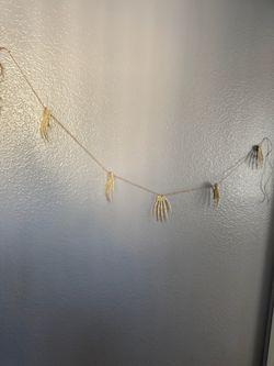HALLOWEEN SKELETON HAND GARLAND HALLOWEEN DECORATION