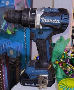 Makita xph12z 18V LXT Lithium-Ion 1/2" Brushless Cordless Hammer Driver w/2 amp battery