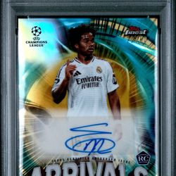 PSA 9 Endrick Gold Auto /50 – 2024-25 Topps Finest UCC Arrivals RC – Real Madrid