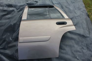 Chevy trailblazer door