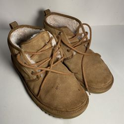 UGGS Chestnut Size 11