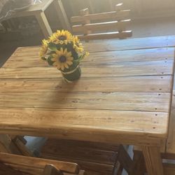 Mesa De Madera Resistente