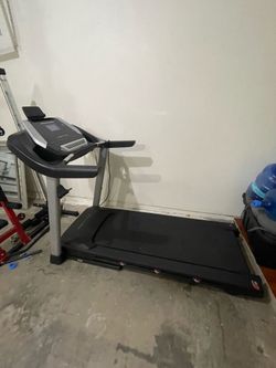 Pro form treadmill