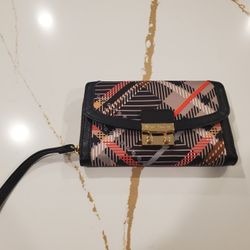 NEW Vera Bradley Ultimate Wristlet Wallet Sofia Plaid pattern chic multicolor diagonal plaid design gold-tone push lock closure