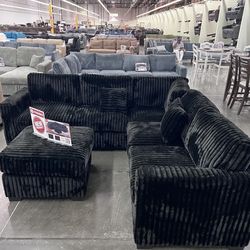 Sectional set