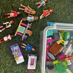 Bin Of American Girls And Barbie Building Toys