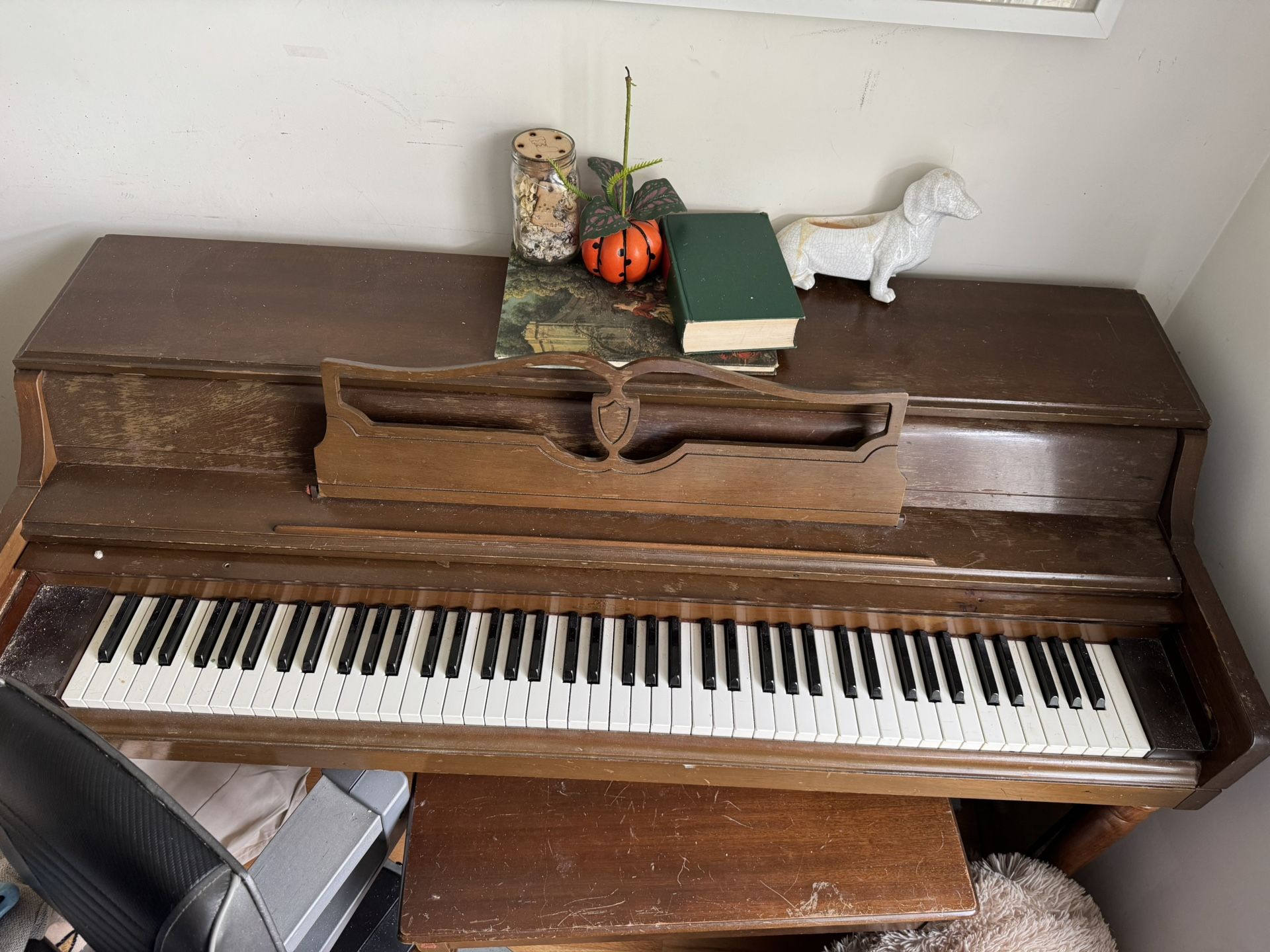 Free piano