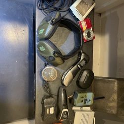 Electronics Tool Lot UNTESTED Klein Tester Camera Ring Light Headset FOR PARTS