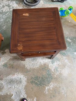 (2) end tables