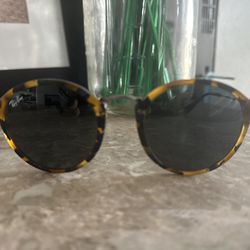 Ray Band Sunglasses Great Condition 