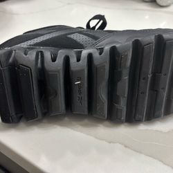 Reebok steel toe shoes