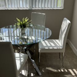Round Glass dining Table 