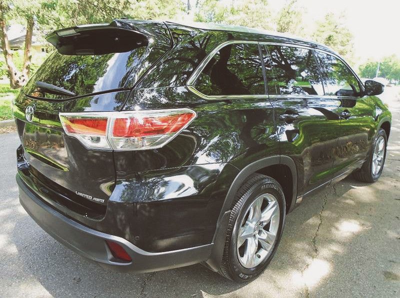 ForSaleByOwner2O15 Toyota Highlander PriceFIRM$18OO