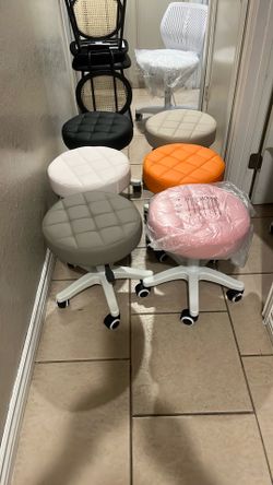 Salon / Desk Stools