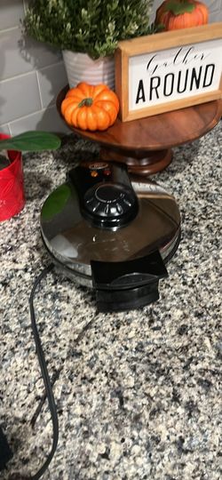 Waffle maker