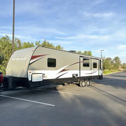 2016 Monad Trailer 2 Slide Out