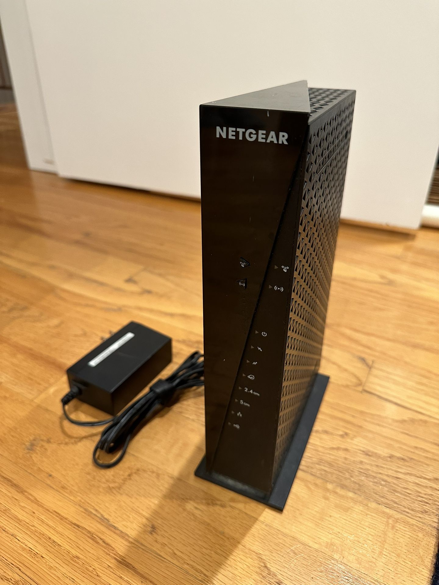 NETGEAR Cable Modem WiFi Router Combo C6300