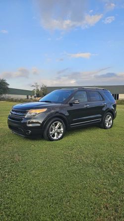 2015 Ford Explorer