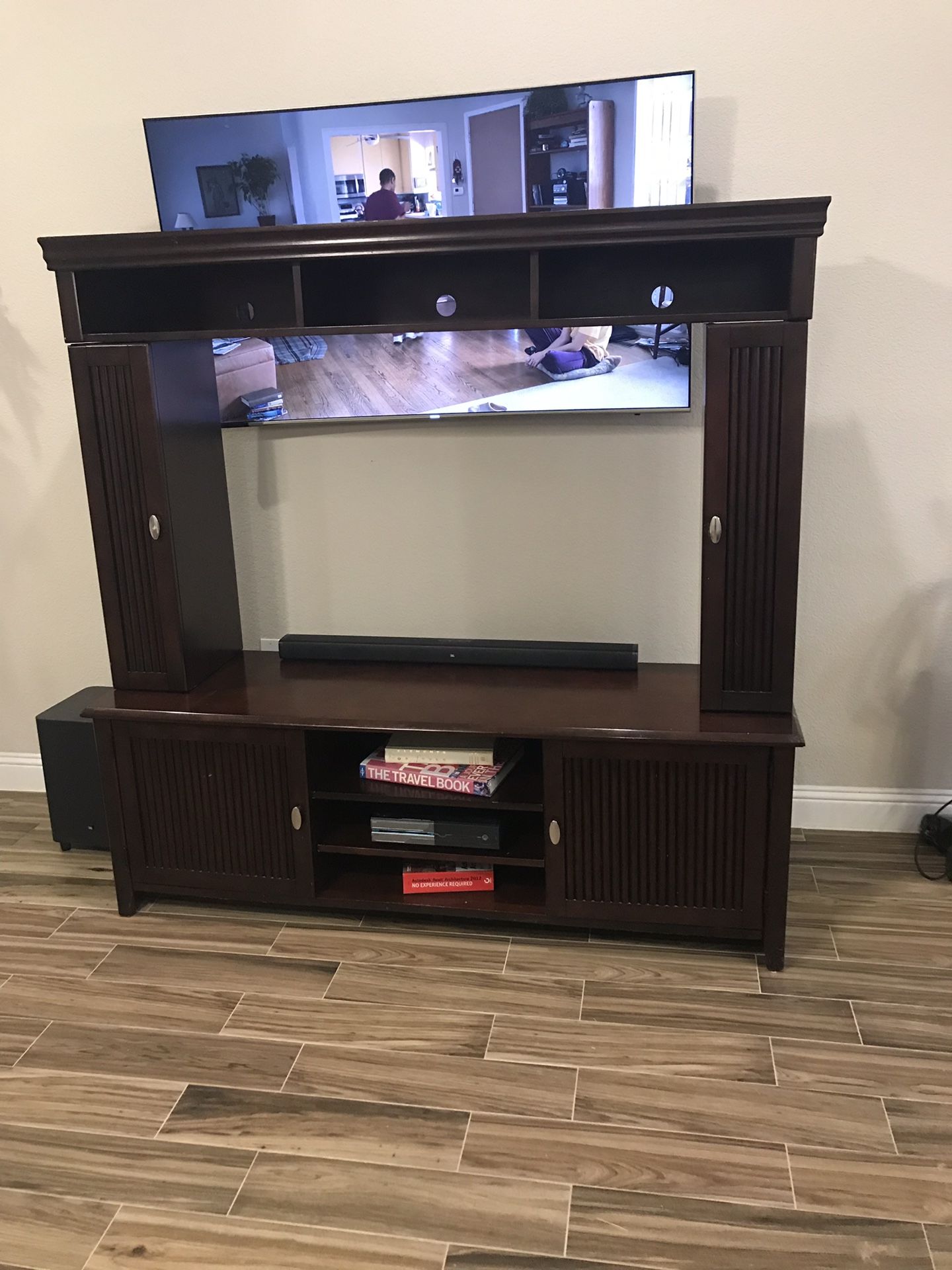 Entertainment stand