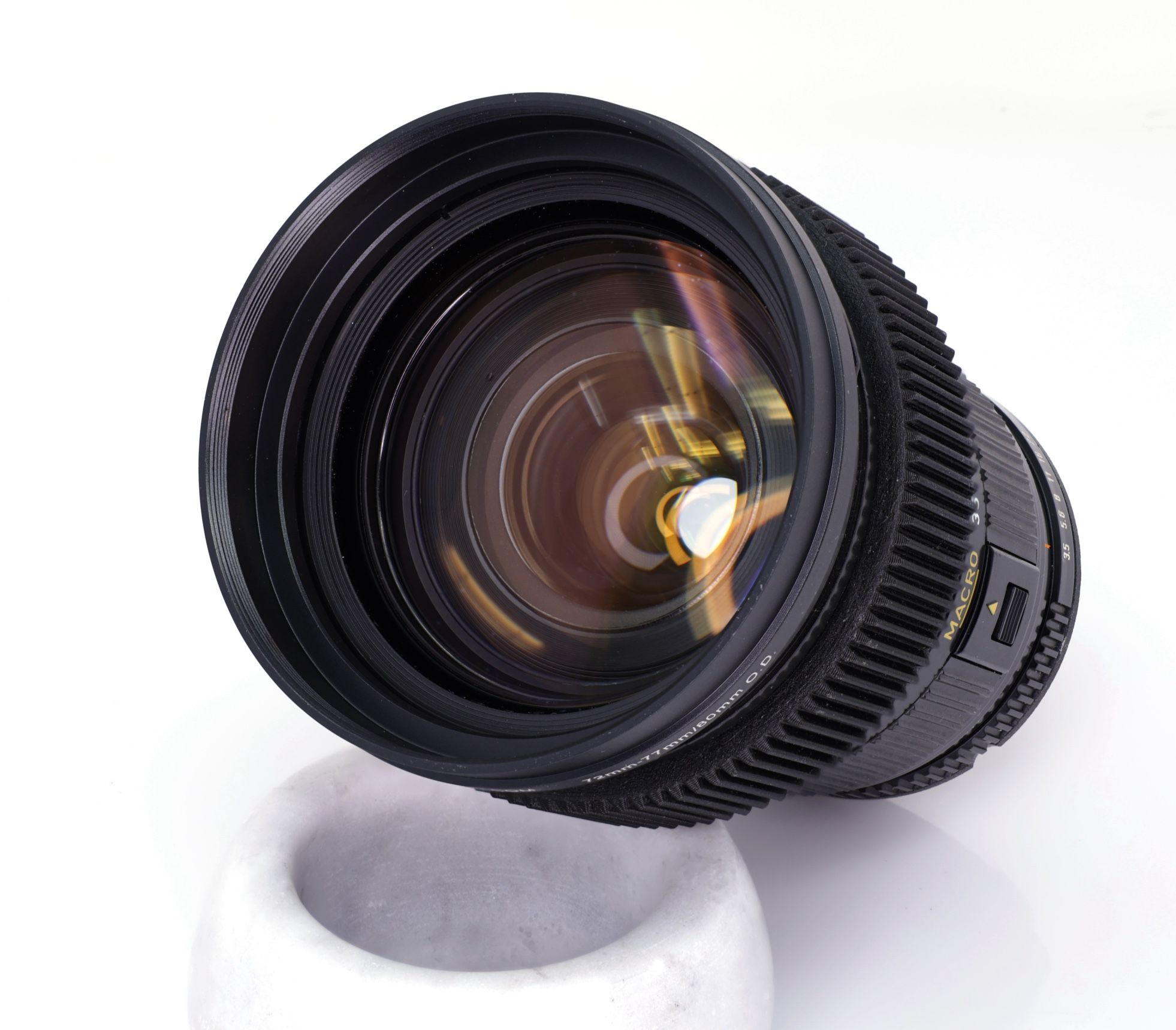 Canon FD NFD 35-105mm F3.5 Zoom Macro MF Lens W/ Caps EF Mount