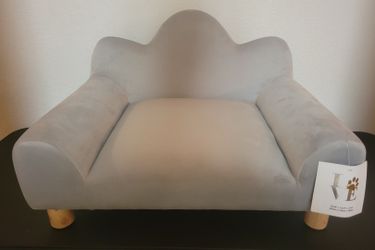Luxury Pet Bed New $50 or Best Offer
