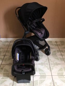 LIKE NEW EVENFLO PIVOT MODULAR TRAVEL SYSTEM STROLLER CAR SEAT AND BASSINET 3 IN 1
