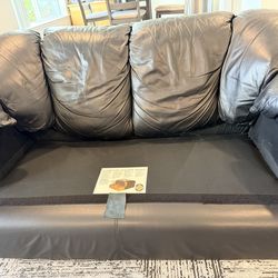 Super comfy Love couch