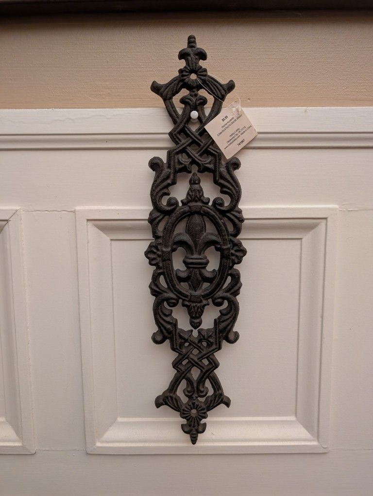 Brown Metal Fleur-de-lis Wall Art