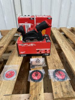 Milwaukee TOOL ONLY  M12 FUEL 12-Volt 3 in. Lithium-Ion Brushless Cordless Cut Off Saw NEW $120