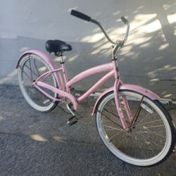 Women's 26" Pink Diamondback Della Cruz Beach Cruiser 