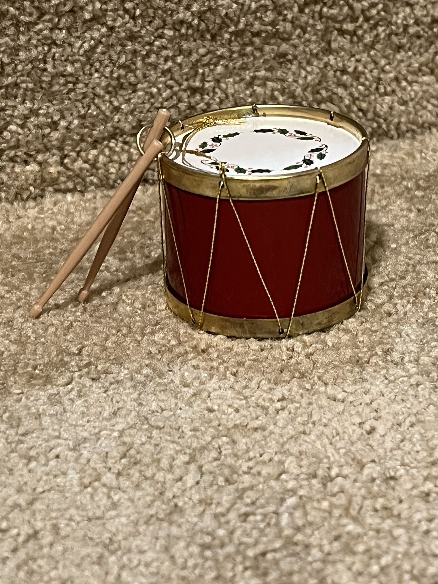 Hallmark Keepsake Ornament - Favorite Tin Drum Handcrafted 1986