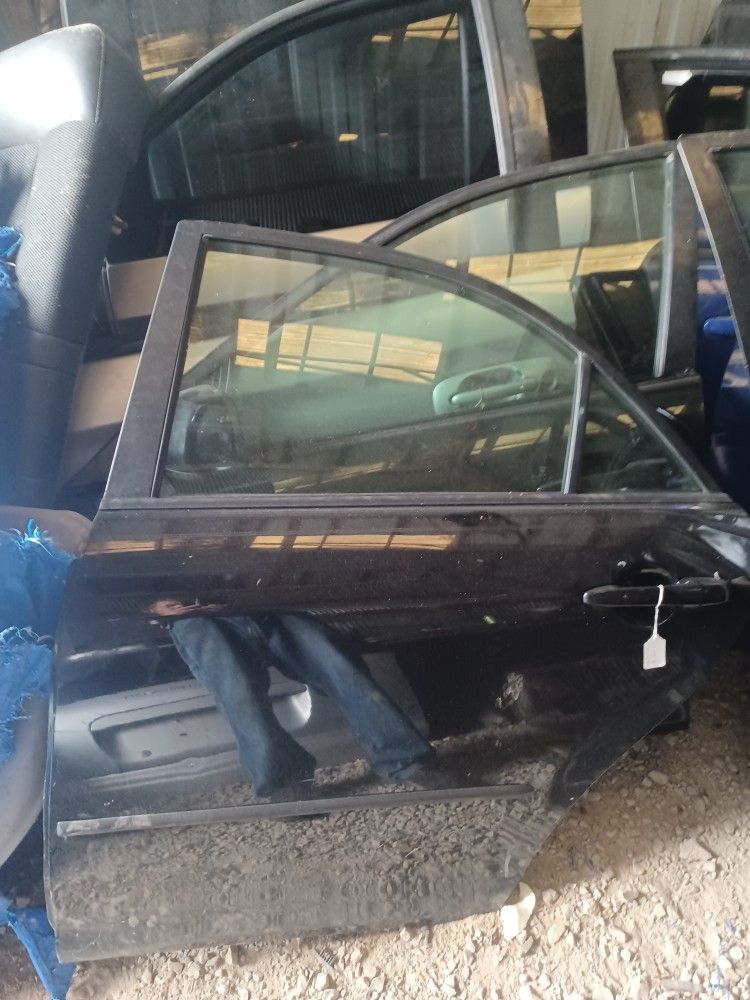08 Mazda 6 Left Rear Door