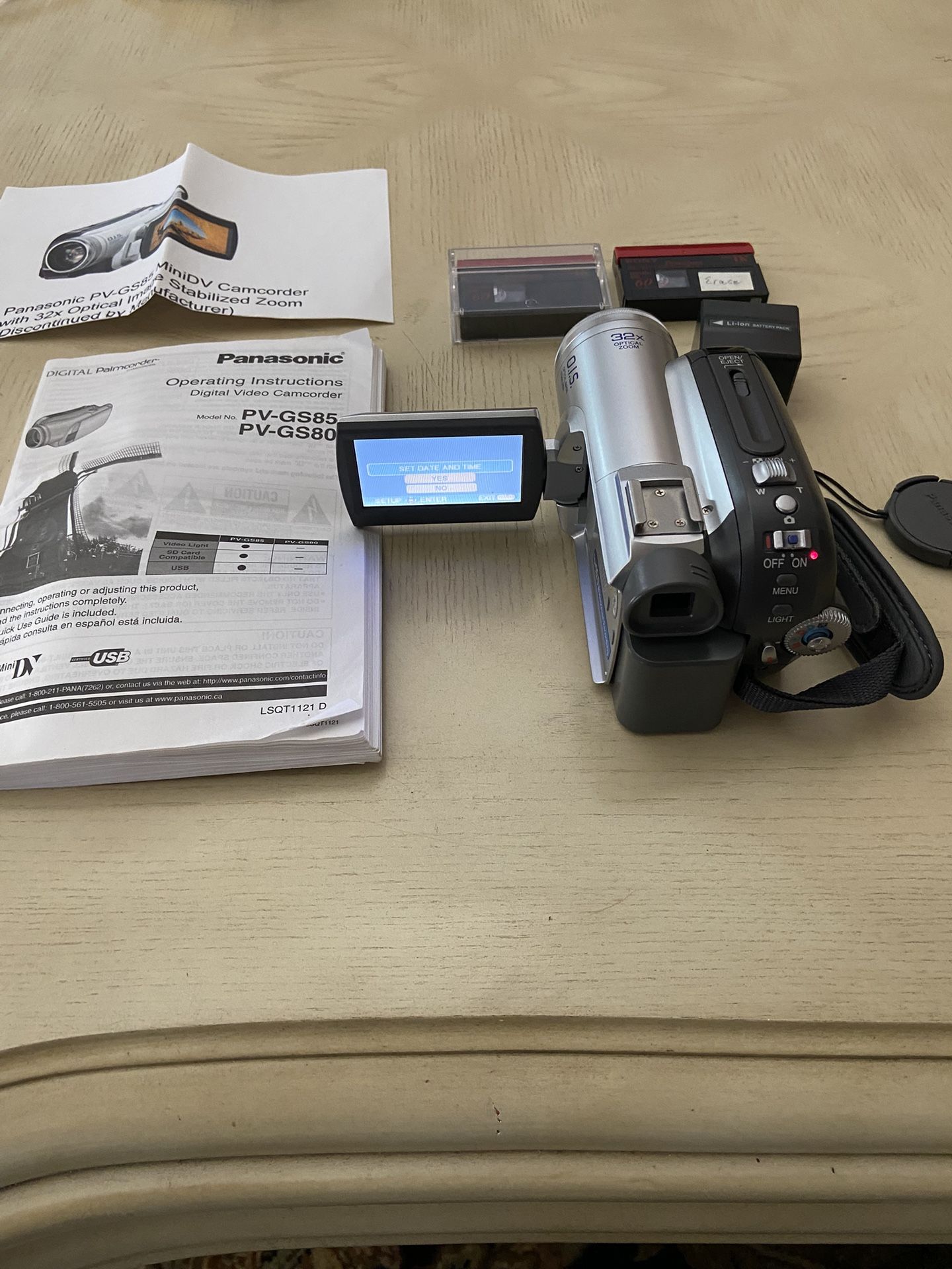 Panasonic PV-GS85 MiniDV Camcorder