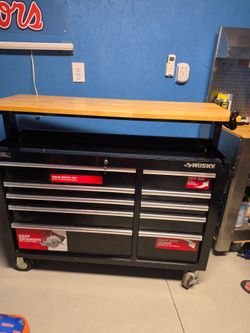 Husky 10 drawer tool cabinet