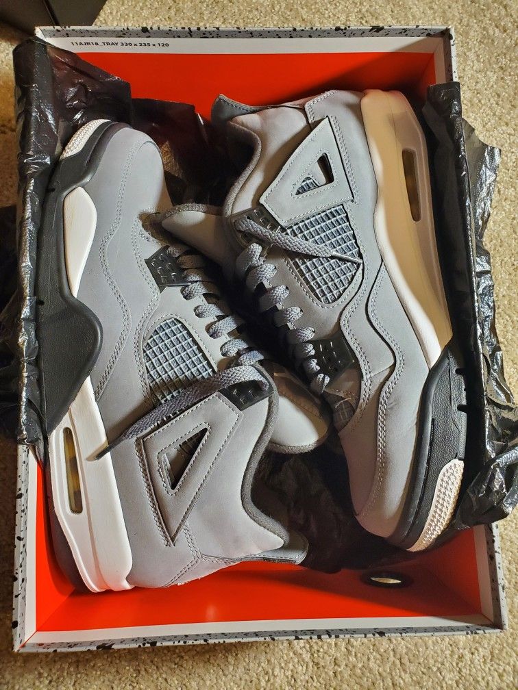 Jordan 4 Cool Grey 10.5