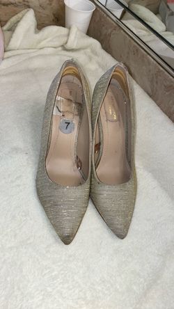 Marc New York Gold Glitter Pointed-Toe Heels Size 7